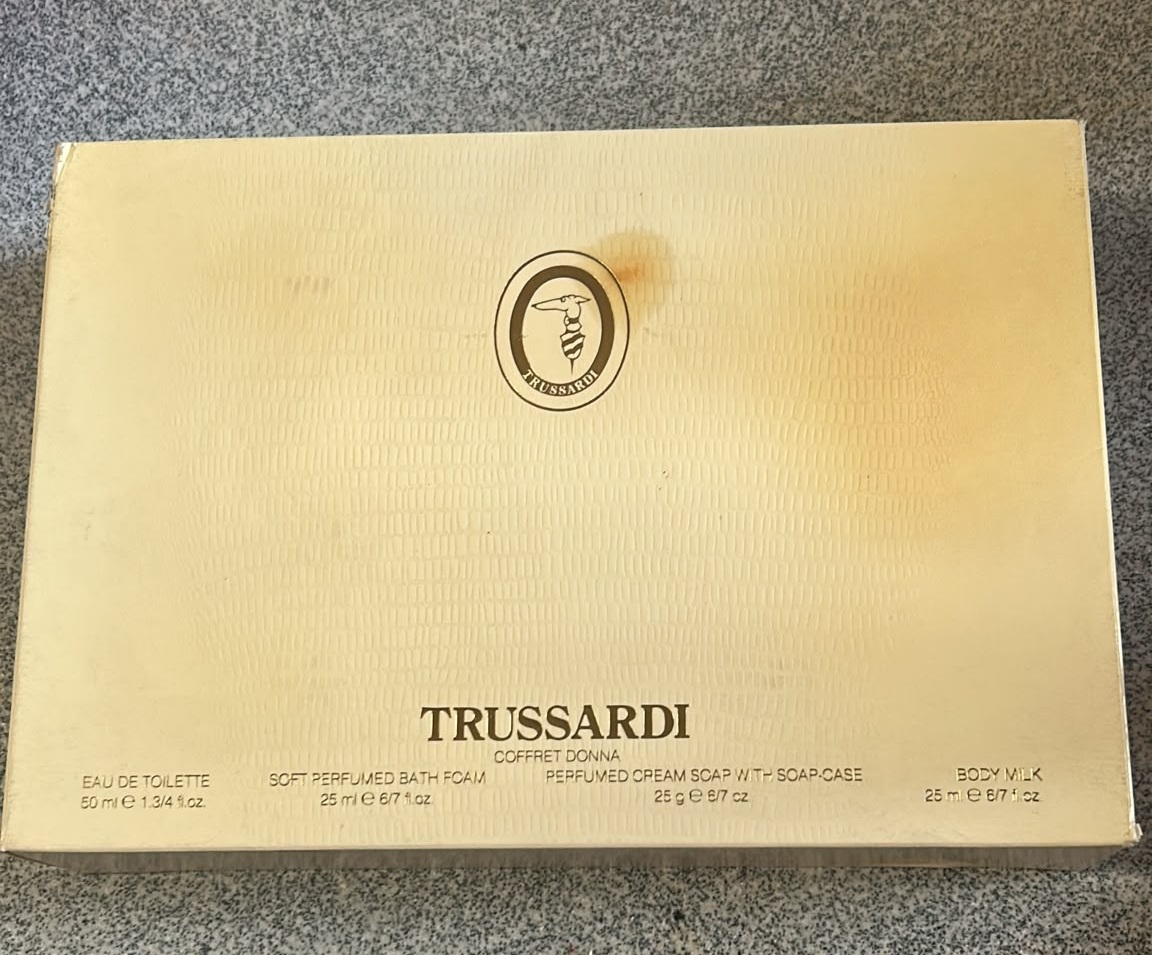 TRUSSARDI - Bianco Donna Prima Versione Gift Box 50 ml + mini taglie - immagine 2